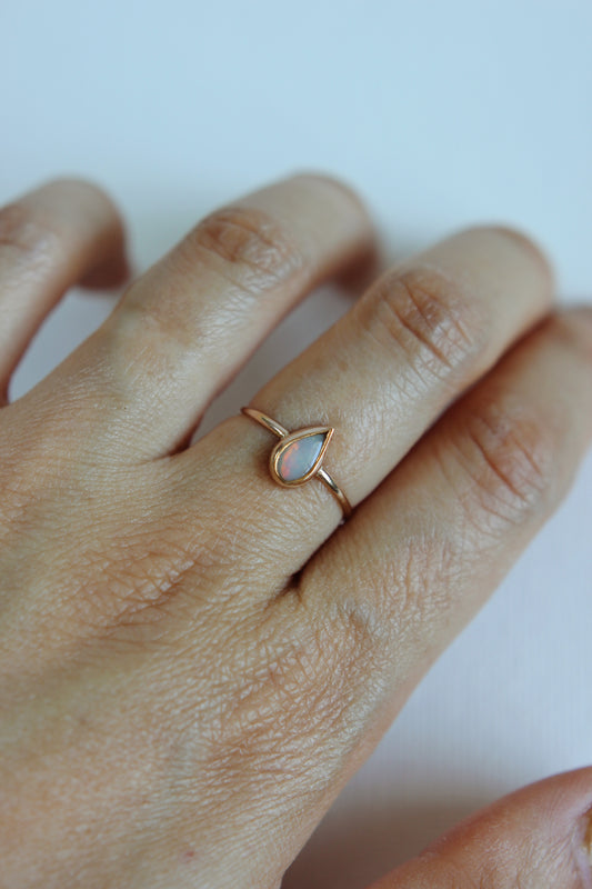 Lightning Ridge Opal Ring | gold-filled | size 6