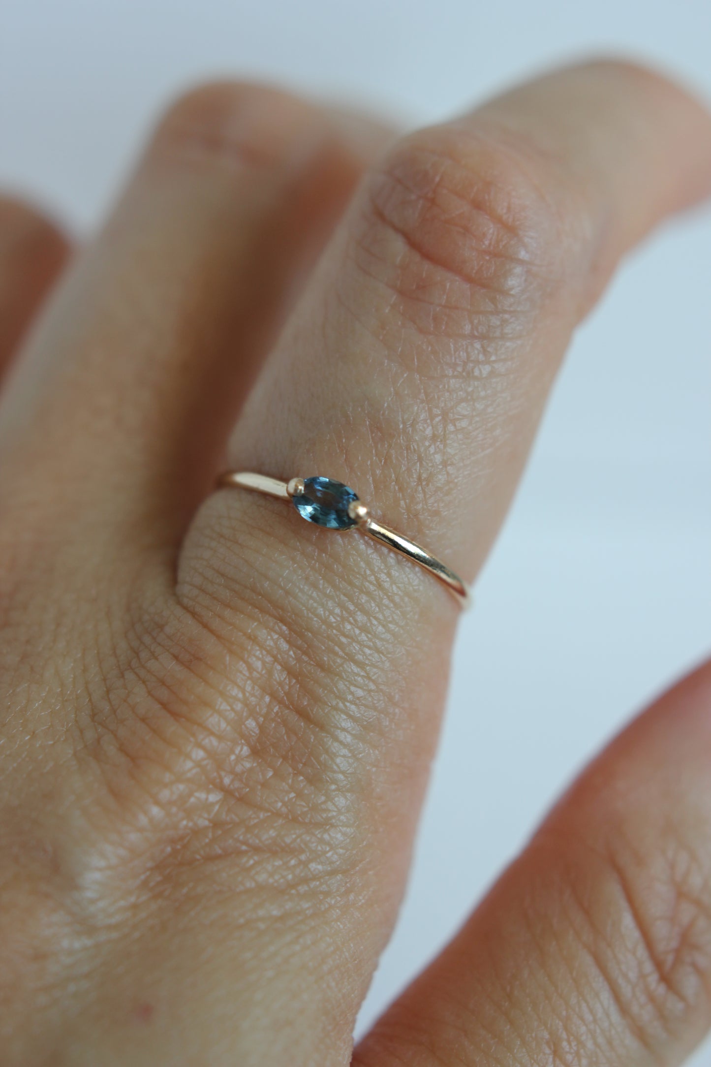Australian Sapphire | gold-filled | size 7.5